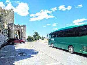 Classic Bus Castillo De Penafiel Valladolid