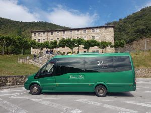 Minibus Classic Bus Monasterio Liebana Cantabria